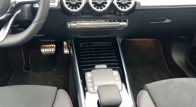 MERCEDES-BENZ EQB 350 4Matic