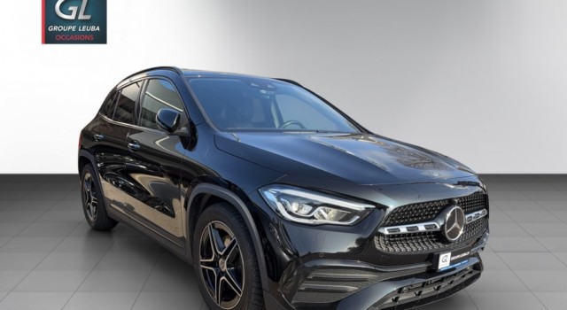 MERCEDES-BENZ GLA 200 AMG Line 7G-DCT