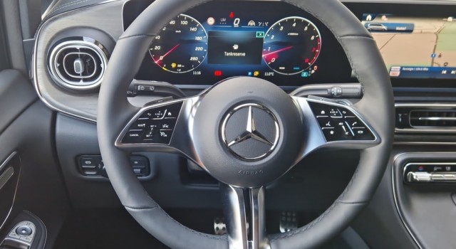 MERCEDES-BENZ V 300  d lang Avantgarde 4Matic 9G-Tronic