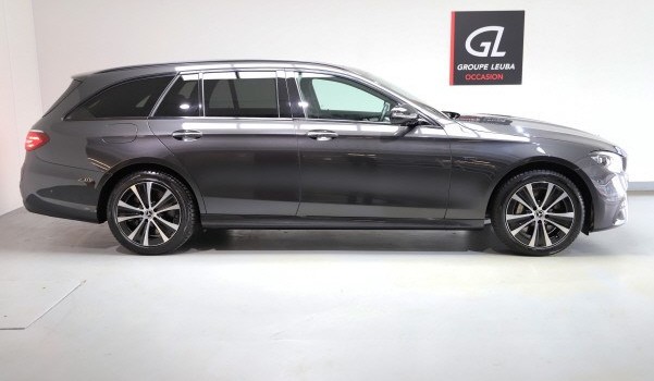 MERCEDES-BENZ E 300 de T 4M AMG Line