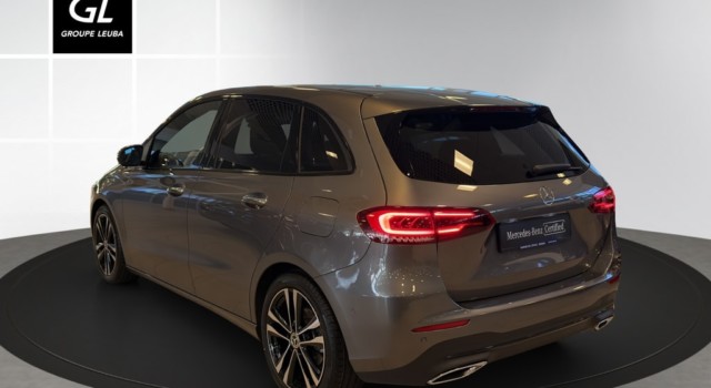 MERCEDES-BENZ B 180 Progressive