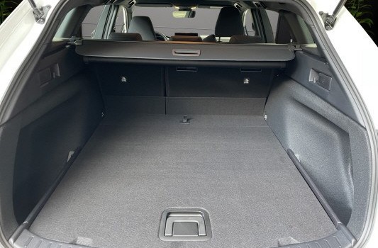 TOYOTA COROLLA TS 1.8 HSD Active