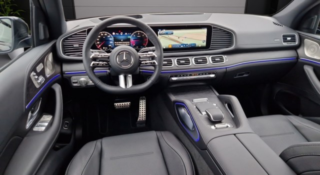 MERCEDES-BENZ GLE 300 d 4Matic 9G-Tronic 7 places