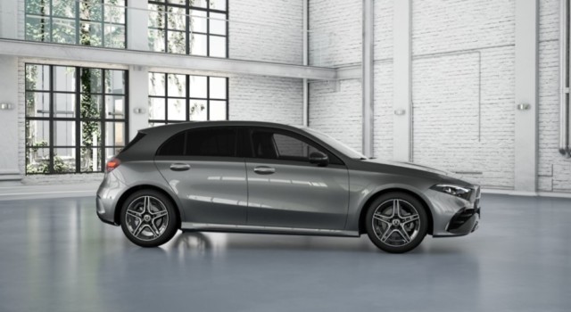 MERCEDES-BENZ A 180 Night Star 7G-DCT