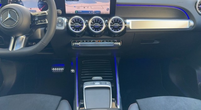 MERCEDES-BENZ GLB 220 d 4Matic 8G-Tronic