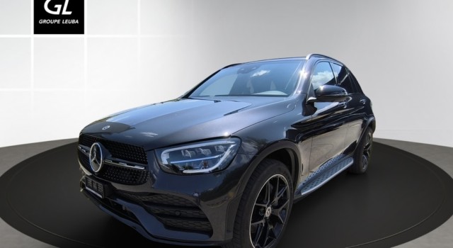 MERCEDES-BENZ GLC 300 e AMG Line 4Matic