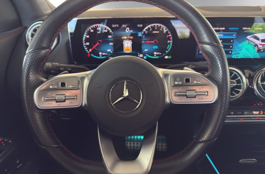 MERCEDES-BENZ GLA 250 e AMG Line 8G-DCT