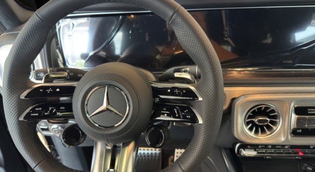 MERCEDES-BENZ G 63 AMG 9G-Tronic