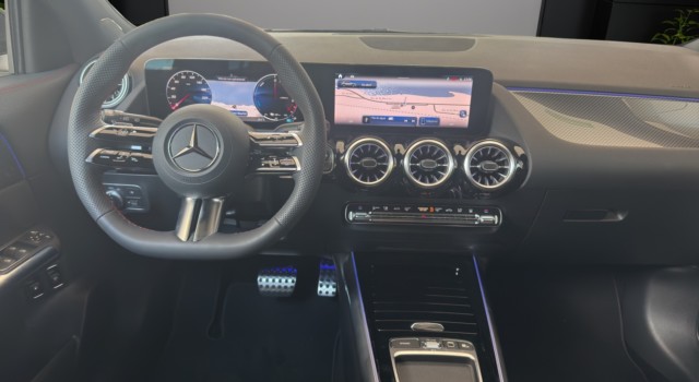 MERCEDES-BENZ GLA 250 e EQ Star 8G-DCT