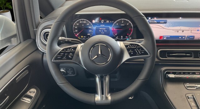 MERCEDES-BENZ V 250 d lang Avantgarde 4Matic G-Tronic