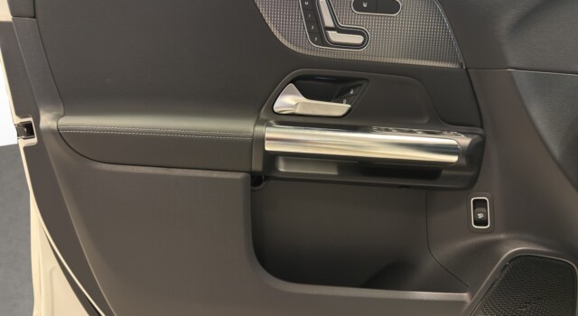 MERCEDES-BENZ B 250 4Matic Progressive