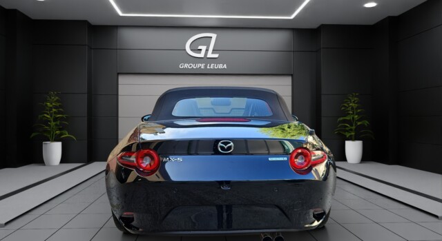 MAZDA MX-5 Skyactiv-G 184 Exclusive-line