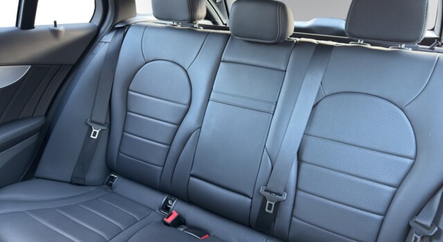 MERCEDES-BENZ C 200 AMG Line 4Matic