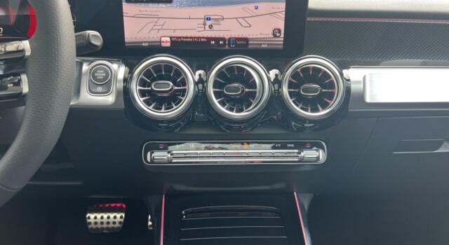 MERCEDES-BENZ GLB 250 4Matic 8G-Tronic