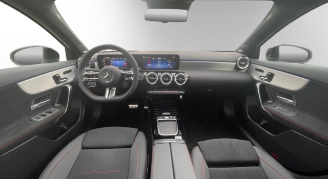 MERCEDES-BENZ A 200 Night Star 7G-DCT