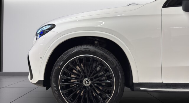 MERCEDES-BENZ GLC 300 e 4Matic EQ Star 9G-Tronic