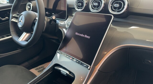 MERCEDES-BENZ C 300 de 4Matic