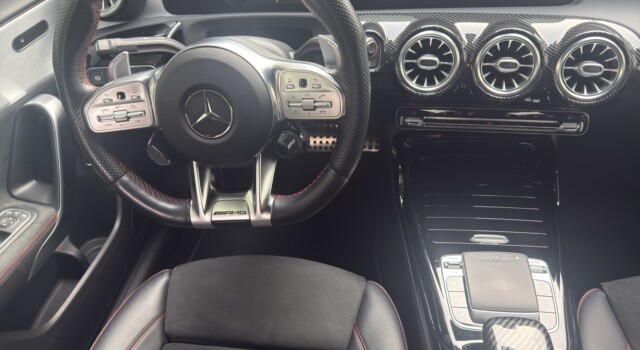 MERCEDES-BENZ A 35 AMG 4Matic