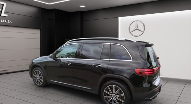 MERCEDES-BENZ EQB 350 4Matic Swiss Star AMG Line