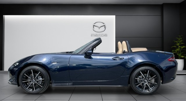 MAZDA MX-5 Skyactiv-G 184 Kazari