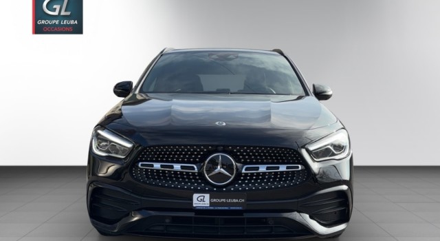 MERCEDES-BENZ GLA 200 AMG Line 7G-DCT