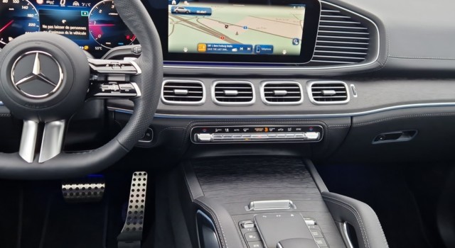 MERCEDES-BENZ GLE 300 d 4Matic 9G-Tronic 7 places