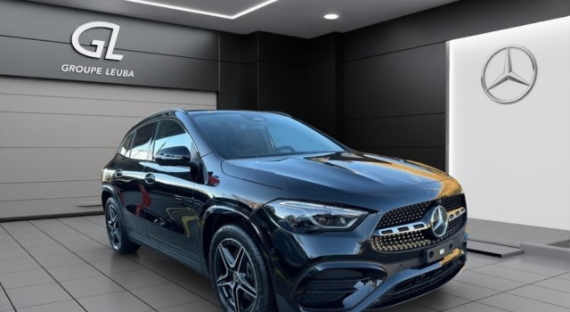 MERCEDES-BENZ GLA 250 4Matic 8G-DCT