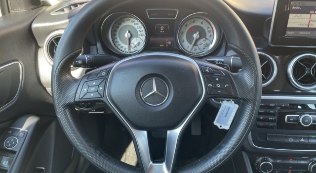 MERCEDES-BENZ CLA 250 7G-DCT 4Matic