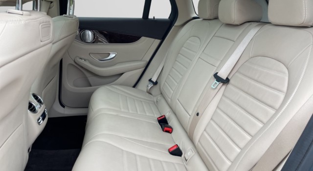 MERCEDES-BENZ GLC 300 4Matic Exclusive 9G-Tronic