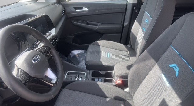 FORD TOURNEO CONNECT Grand  2.0 EcoBlue Active Automat