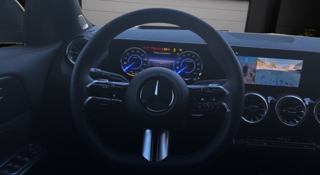 MERCEDES-BENZ EQA 350 66,5 kWh 4Matic Excellence