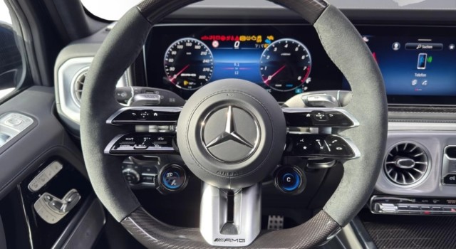 MERCEDES-BENZ G 63 AMG 9G-Tronic