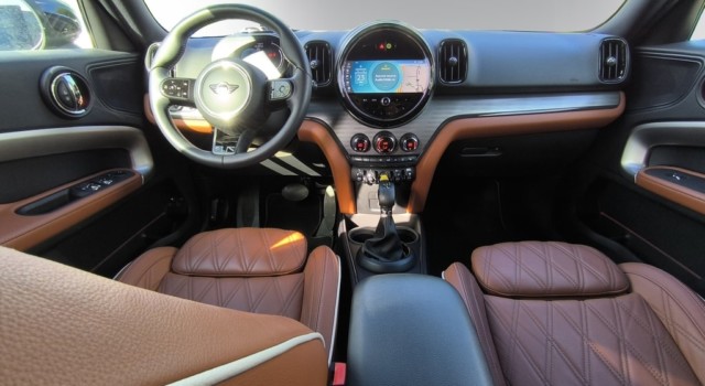 MINI COUNTRYMAN CooperSE Trafa