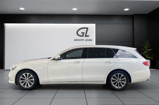 MERCEDES-BENZ E 200 Avantgarde 4 Matic