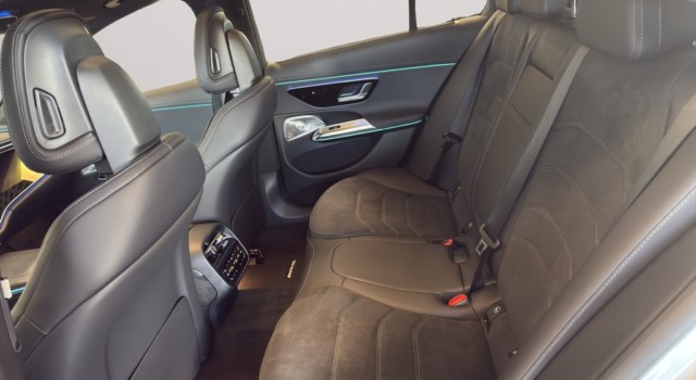 MERCEDES-BENZ E 220 d 4Matic 9G-Tronic