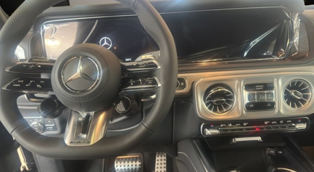 MERCEDES-BENZ G 63 AMG 9G-Tronic