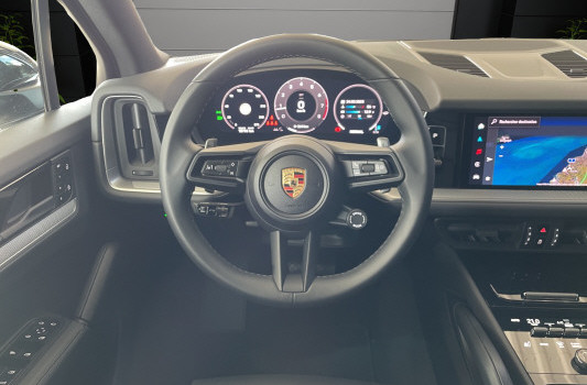 PORSCHE CAYENNE Tiptronic