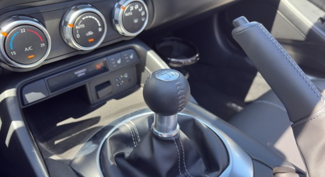 MAZDA MX-5 Skyactiv-G 184 Exclusive-line