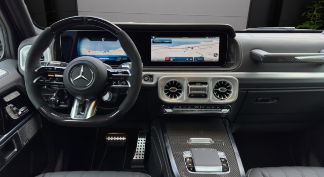 MERCEDES-BENZ G 63 AMG 9G-Tronic