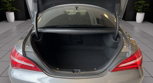MERCEDES-BENZ CLA 200 Night Star