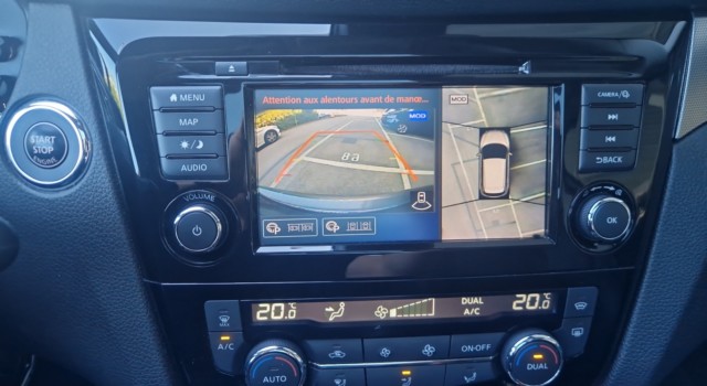 NISSAN QASHQAI 1.7 dCi tekna 4×4