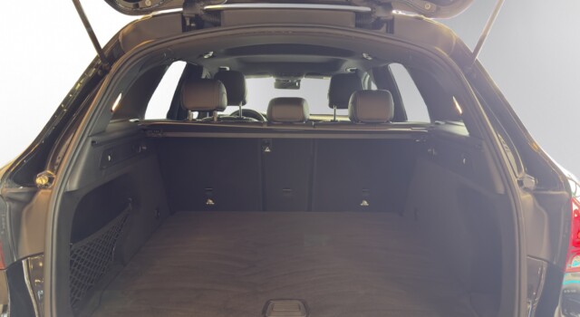 MERCEDES-BENZ GLC 200 AMG Line 4Matic