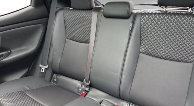 TOYOTA YARIS 1.5 Pop e-CVT Pop