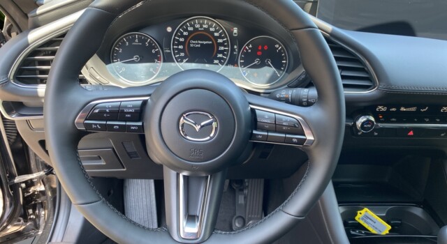 MAZDA 3 Hatchback SKYACTIV-G M Hybrid 140 Centre Line Automat