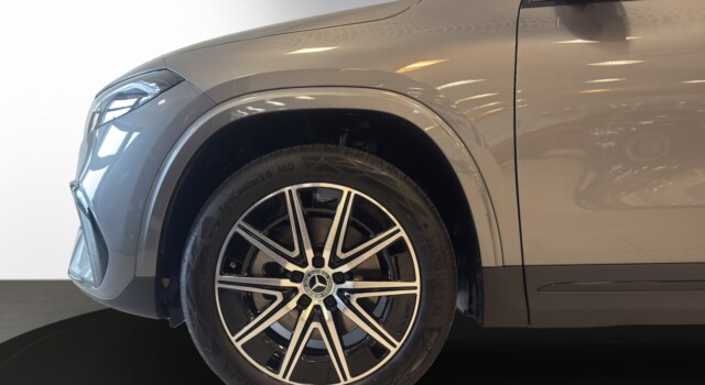 MERCEDES-BENZ EQA 350 66,5 kWh 4Matic Excellence