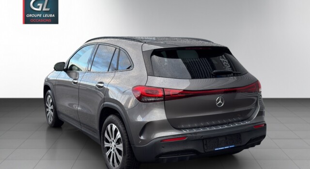 MERCEDES-BENZ EQA 300 AMG Line 4Matic