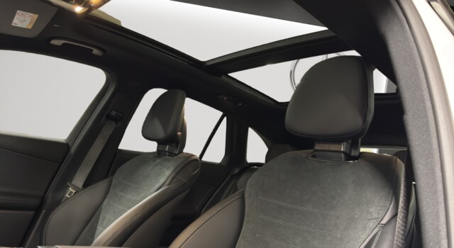 MERCEDES-BENZ GLC 300 e 4Matic EQ Star 9G-Tronic