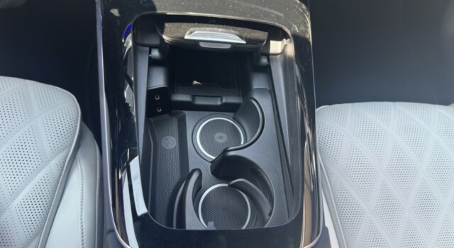 MERCEDES-BENZ E 400 e 4Matic 9G-Tronic