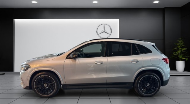 MERCEDES-BENZ GLA 250 4Matic 8G-DCT Swiss Star