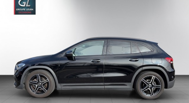 MERCEDES-BENZ GLA 200 AMG Line 7G-DCT